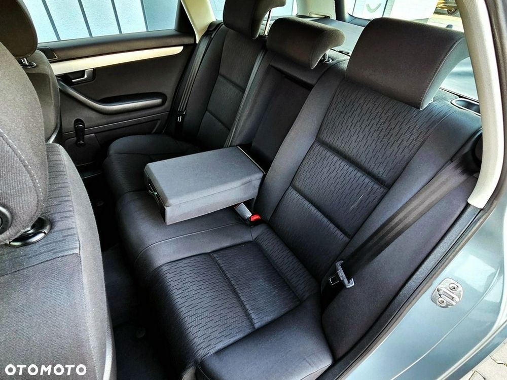 Audi A4 Avant - 24