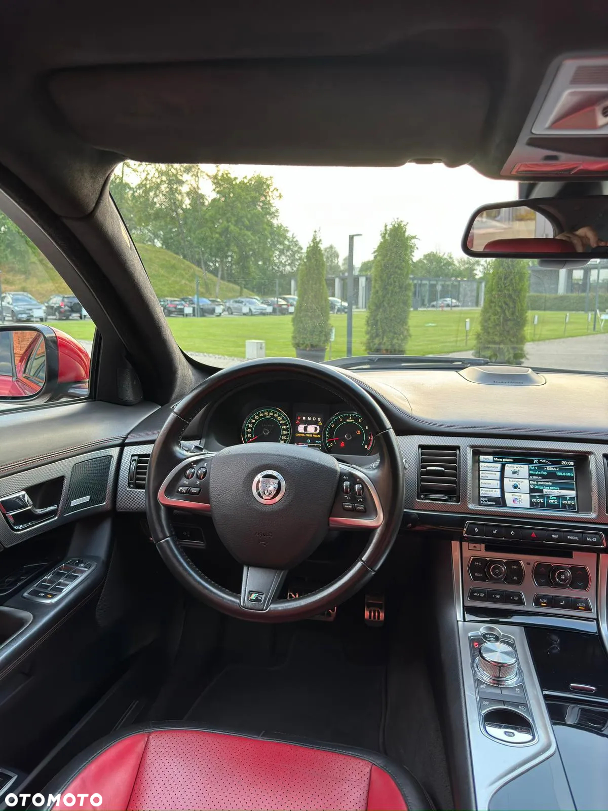 Jaguar XF XFR - 14