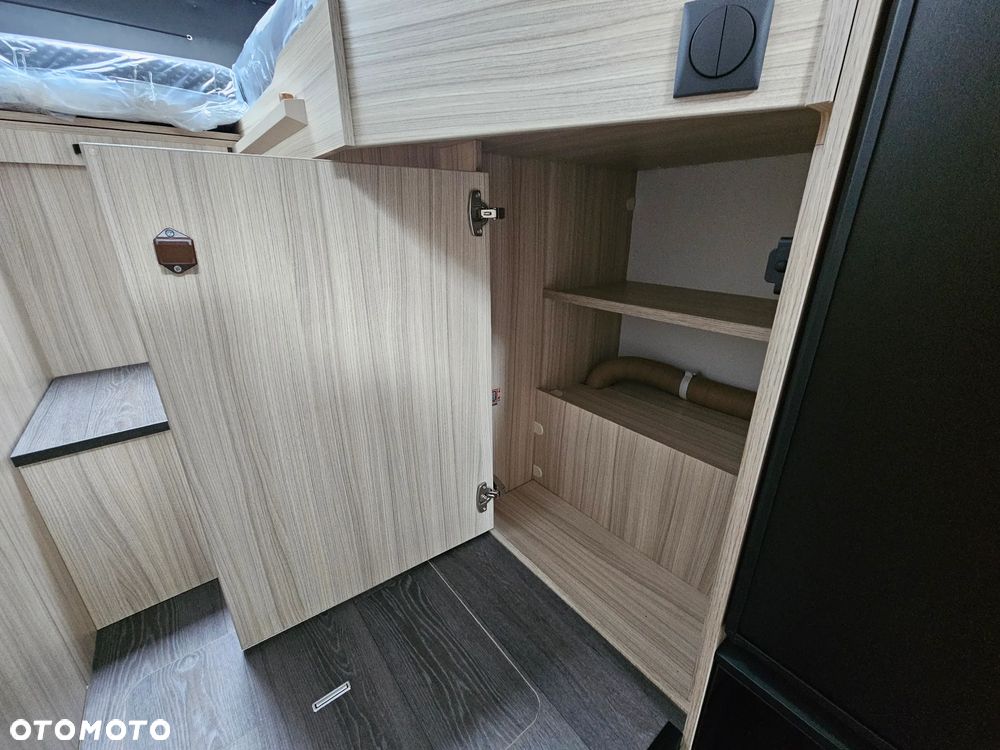 Sun Living by Adria C 70DL - 14