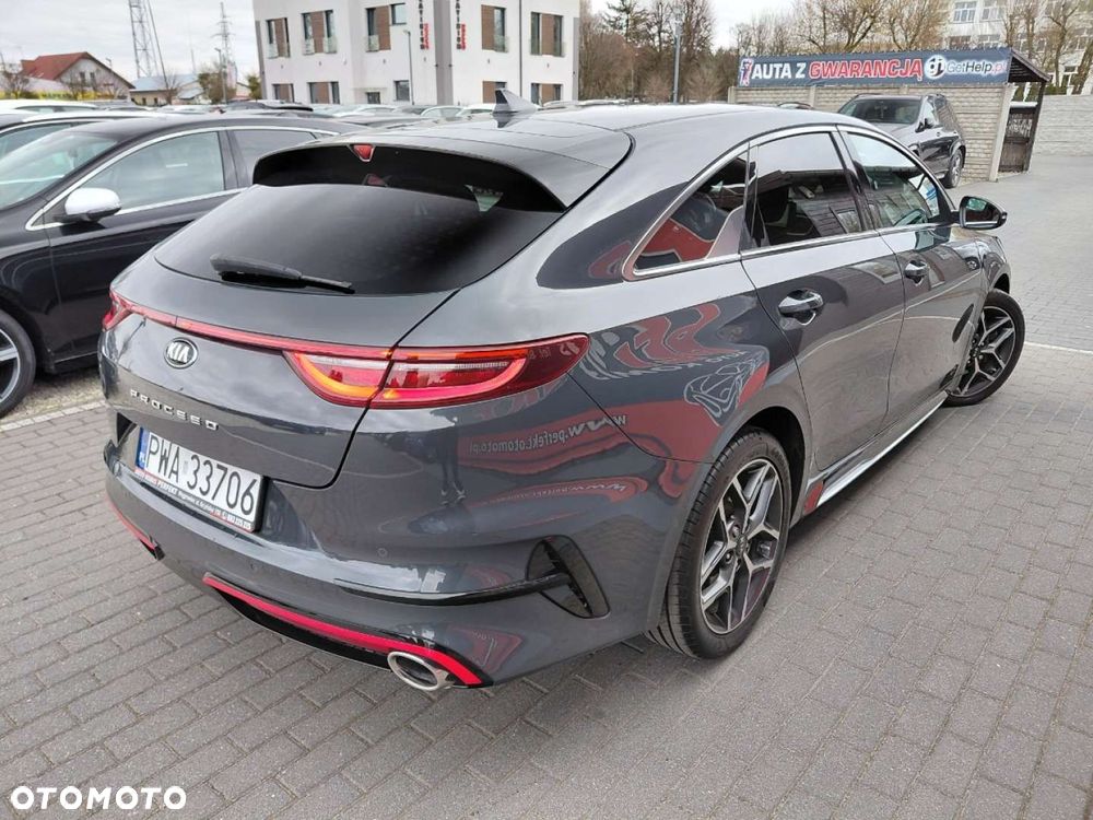 Kia ProCeed - 8