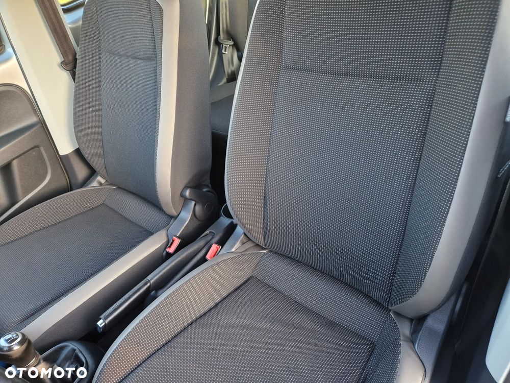 Volkswagen up! BlueMotion Technology cheer - 18