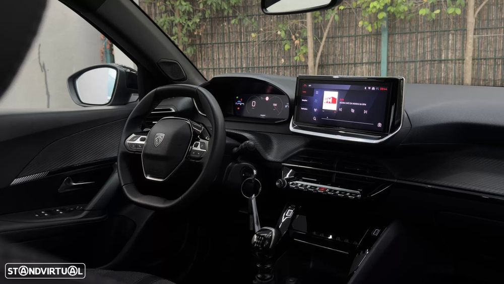 Peugeot 2008 - 12
