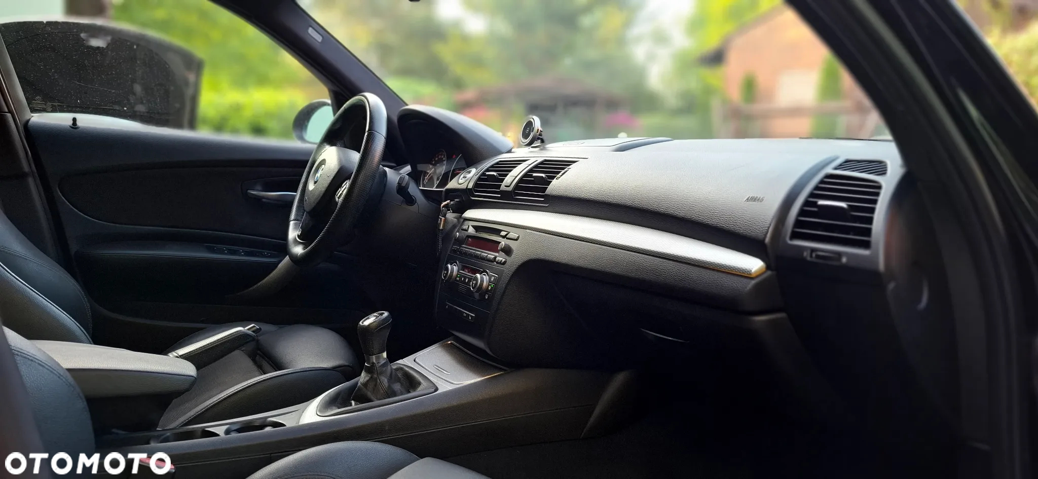 BMW Seria 1 120d - 23