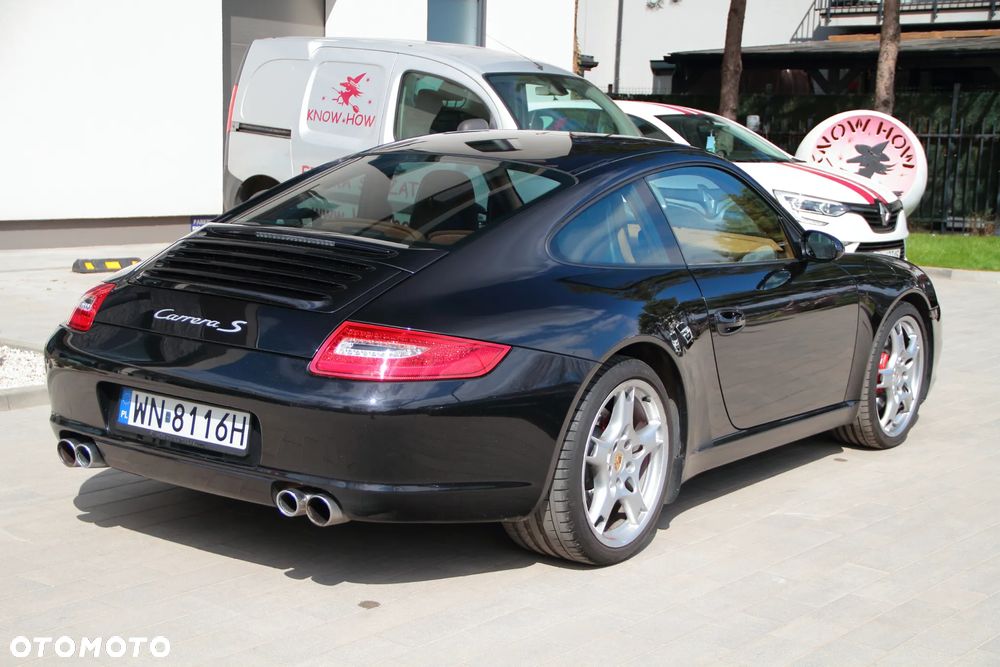 Porsche 911 Carrera S - 5