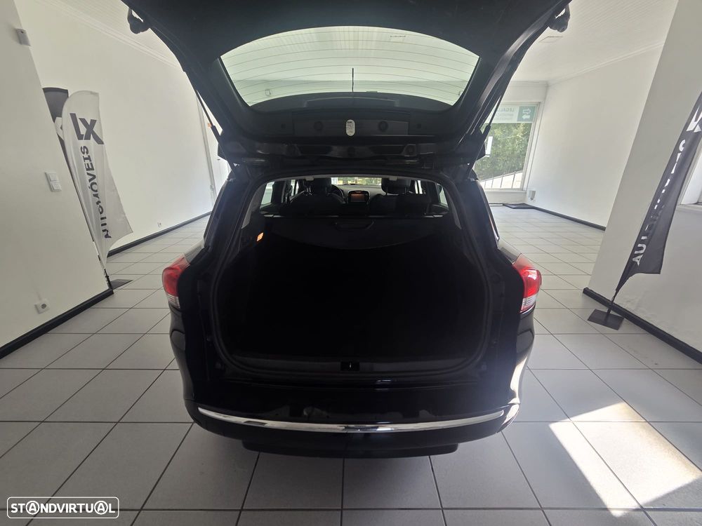 Renault Clio Sport Tourer (Energy) dCi 90 Bose Edition - 9