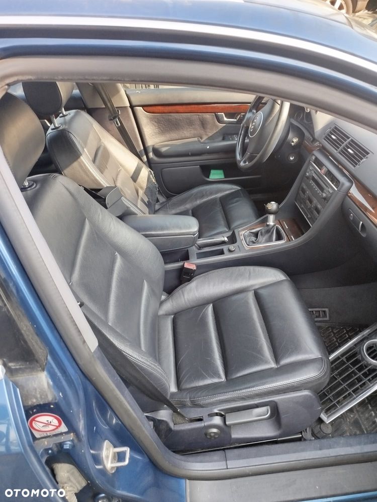 Audi A4 B6 na części. - 5