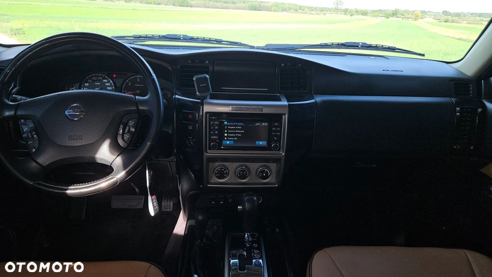 Nissan Patrol - 15
