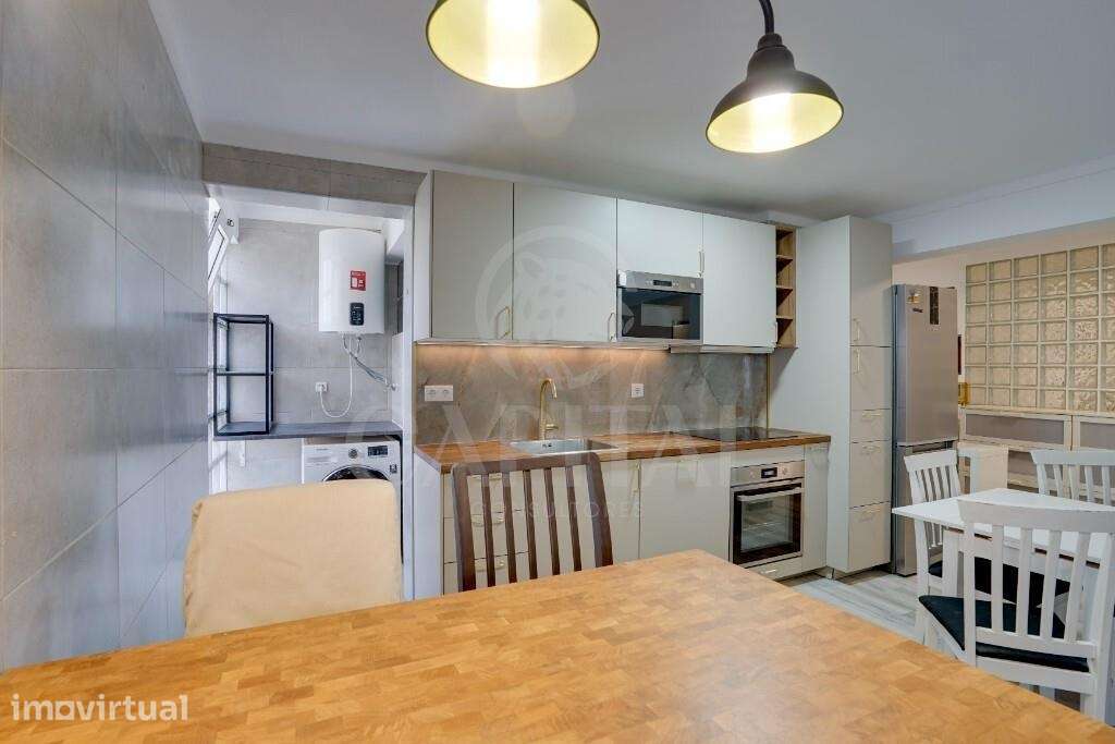 Apartamento T2 com Varanda e Marquise na Moita – Excelente Localização - Grande imagem: 5/31