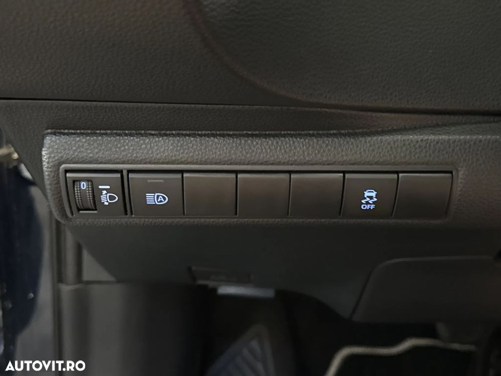 Toyota Corolla - 16
