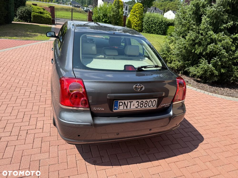 Toyota Avensis 2.2 D-CAT Sol - 6