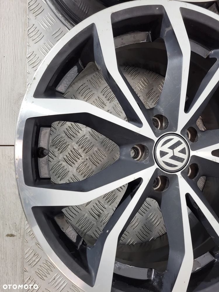 Vw Golf Passat Felgi Aluminiowe 18 5x112 - 3