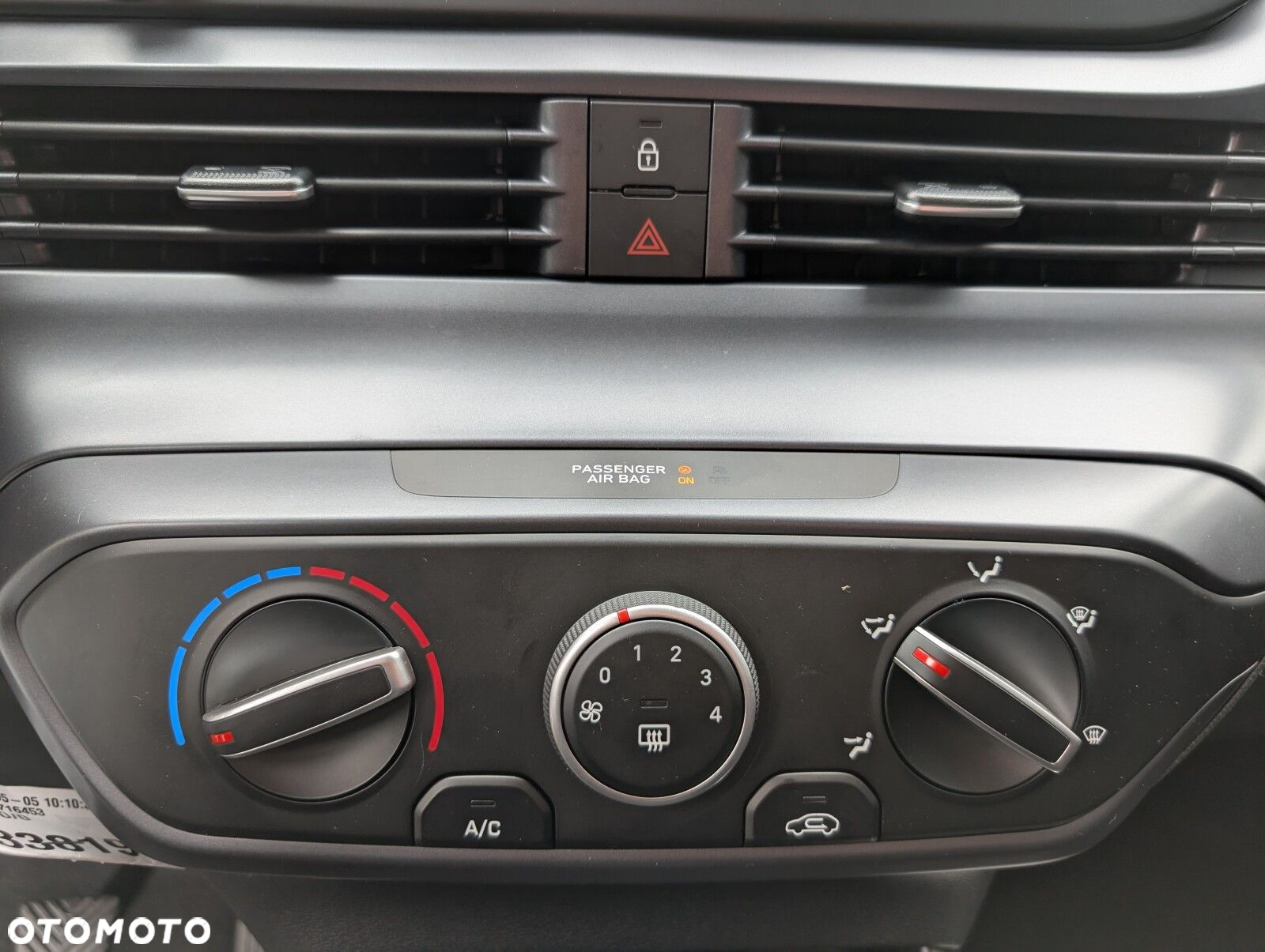 Hyundai i20 1.2 Modern - 16