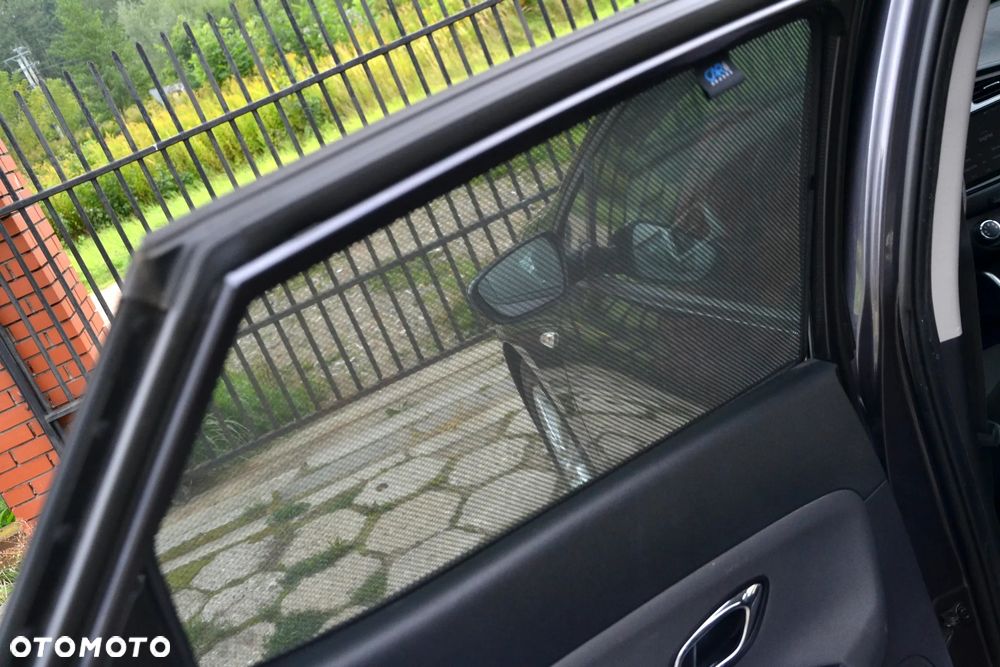 Kia Ceed 1.6 GDI Dream Team Edition - 35