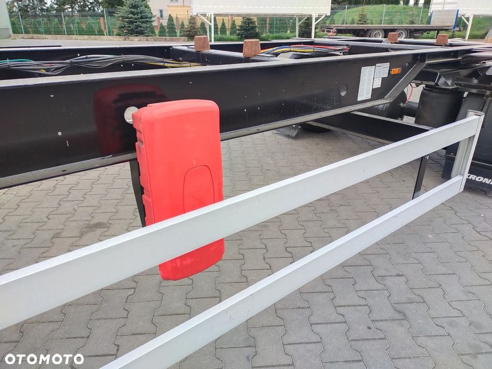 Krone Przyczepa BDF KRONE Jumbo Mega stan idealny - 15