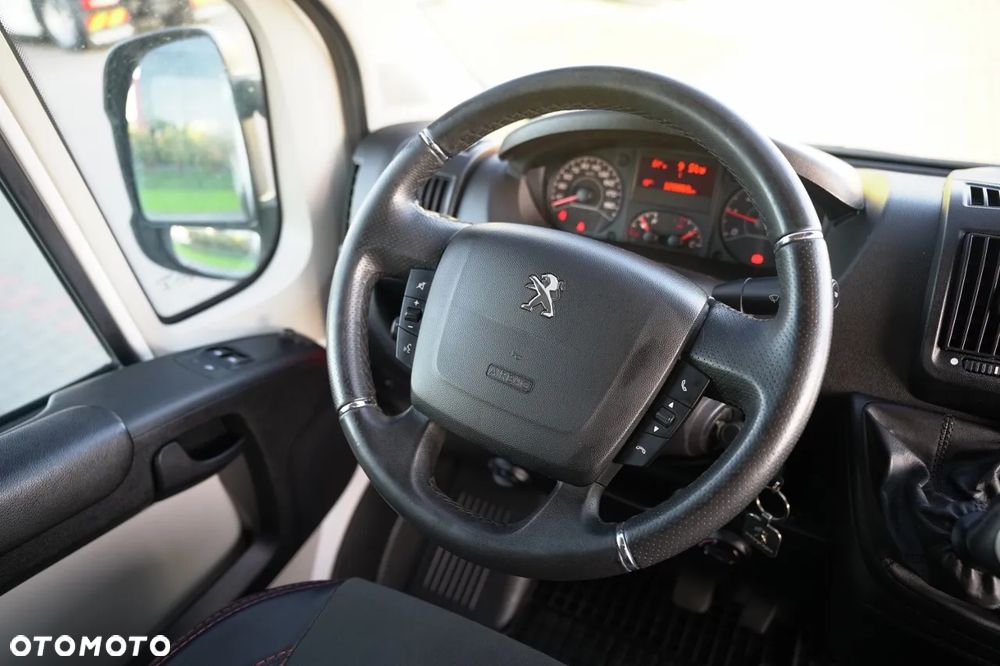 Peugeot BOXER /  9 OSOBOWY /  BLASZAK / FURGON / BOGATE WYPOSAŻENIE / - 26
