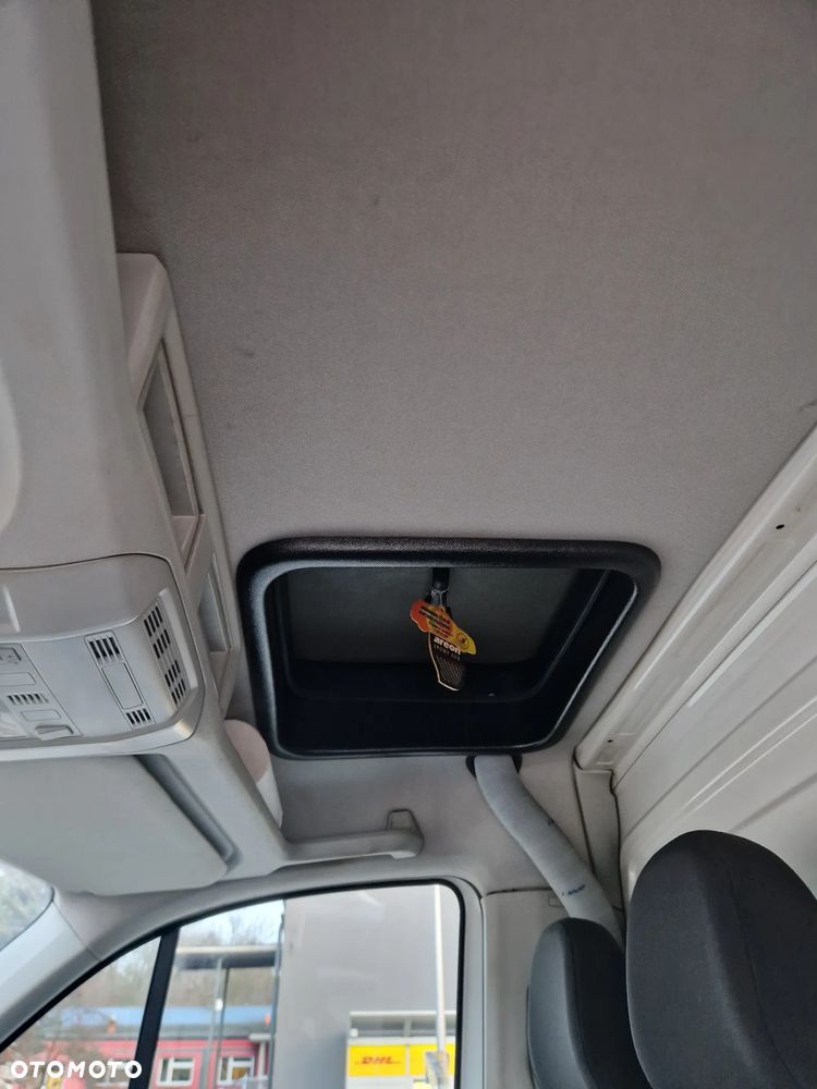 Volkswagen CRAFTER - 5