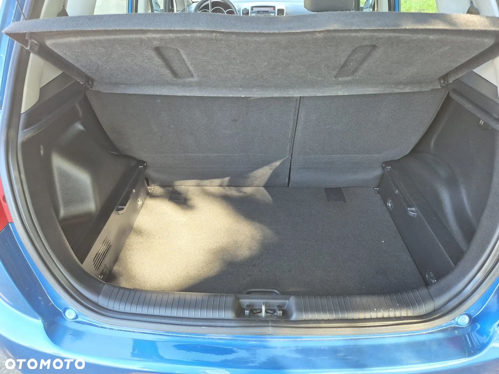 Kia Venga 1.4 CRDi M - 7