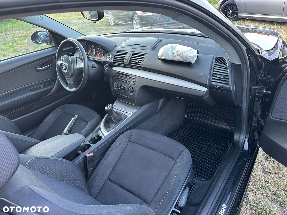 BMW Seria 1 116i - 14