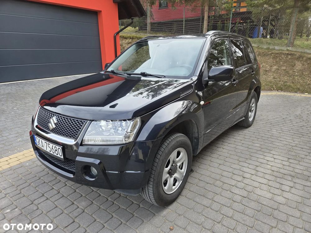 Suzuki Grand Vitara 2.0 Club Family - 2