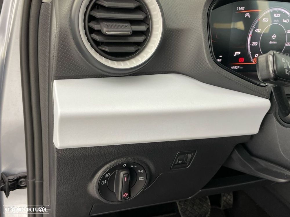 SEAT Arona 1.0 TSI Style DSG - 17