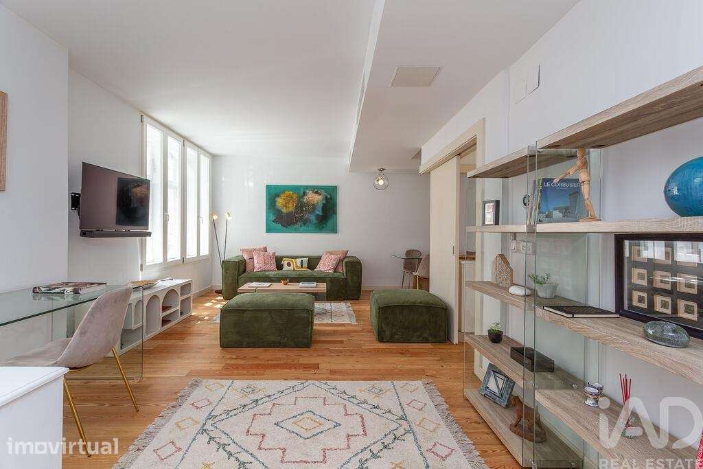Apartamento T1 em Misericórdia - Grande imagem: 4/23
