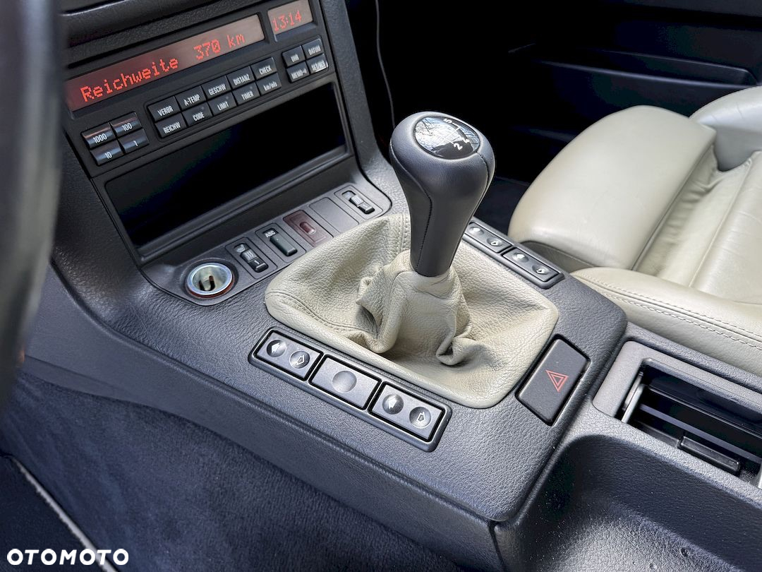 BMW Seria 3 320i - 18