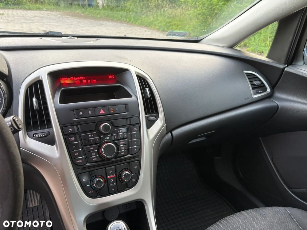 Opel Astra 1.7 CDTI Essentia - 13