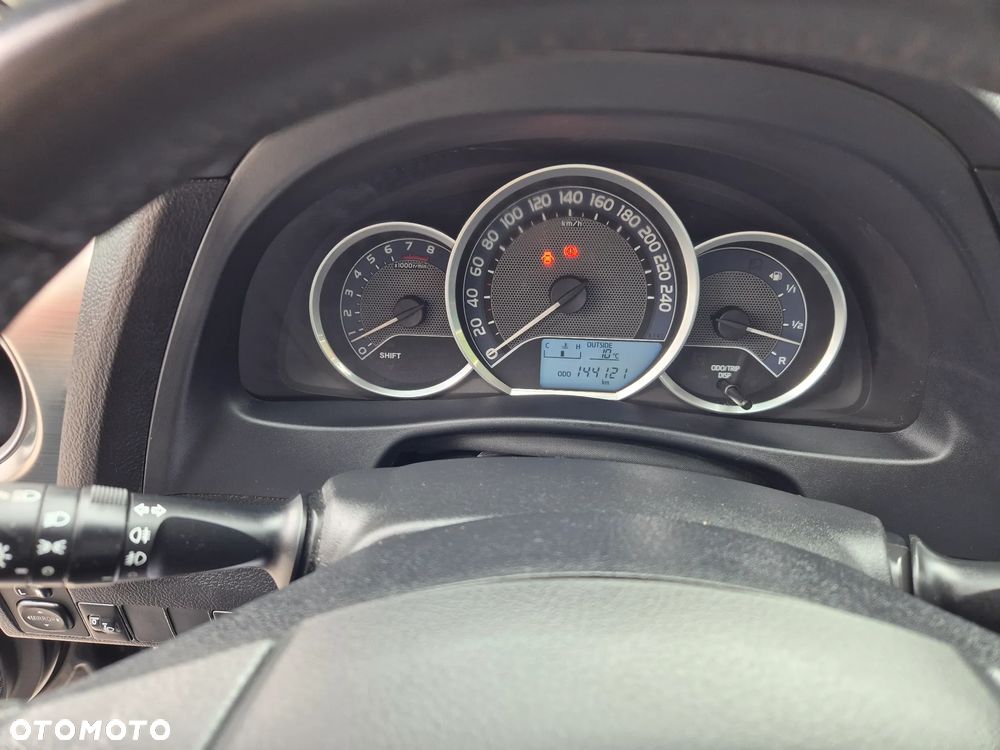 Toyota Auris 1.6 Premium Start - 23