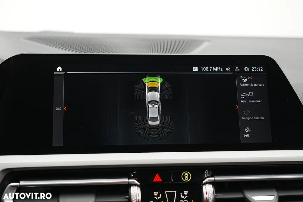 BMW Seria 3 330e xDrive Aut. Sport Line - 32