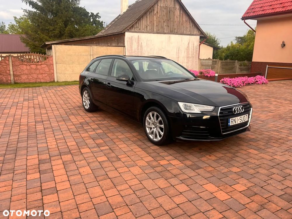 Audi A4 Avant 2.0 TDI S tronic quattro - 27