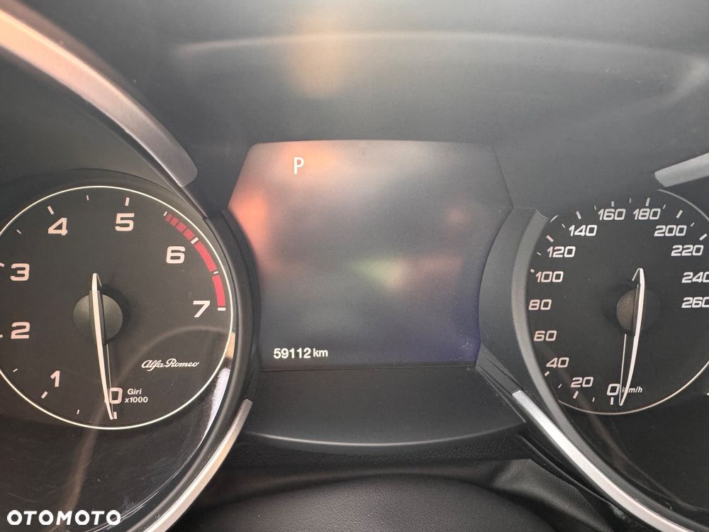 Alfa Romeo Stelvio 2.0 Turbo TI Q4 - 11