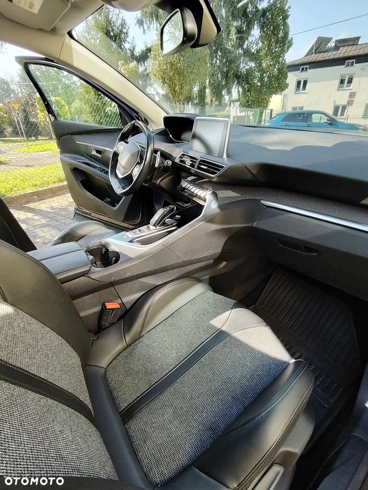 Peugeot 5008 1.5 BlueHDI Allure S&S EAT8 - 10