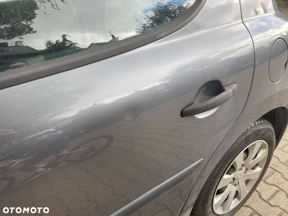 Peugeot 207 1.4 Presence - 11
