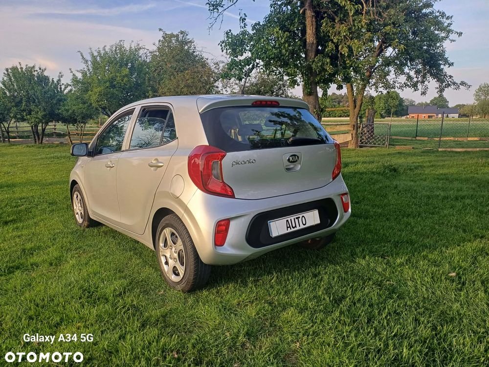 Kia Picanto - 1