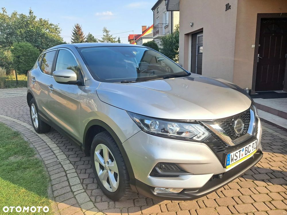 Nissan Qashqai - 1