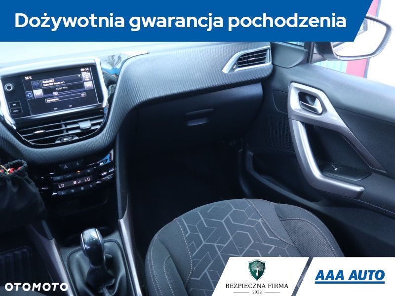 Peugeot 2008 - 10