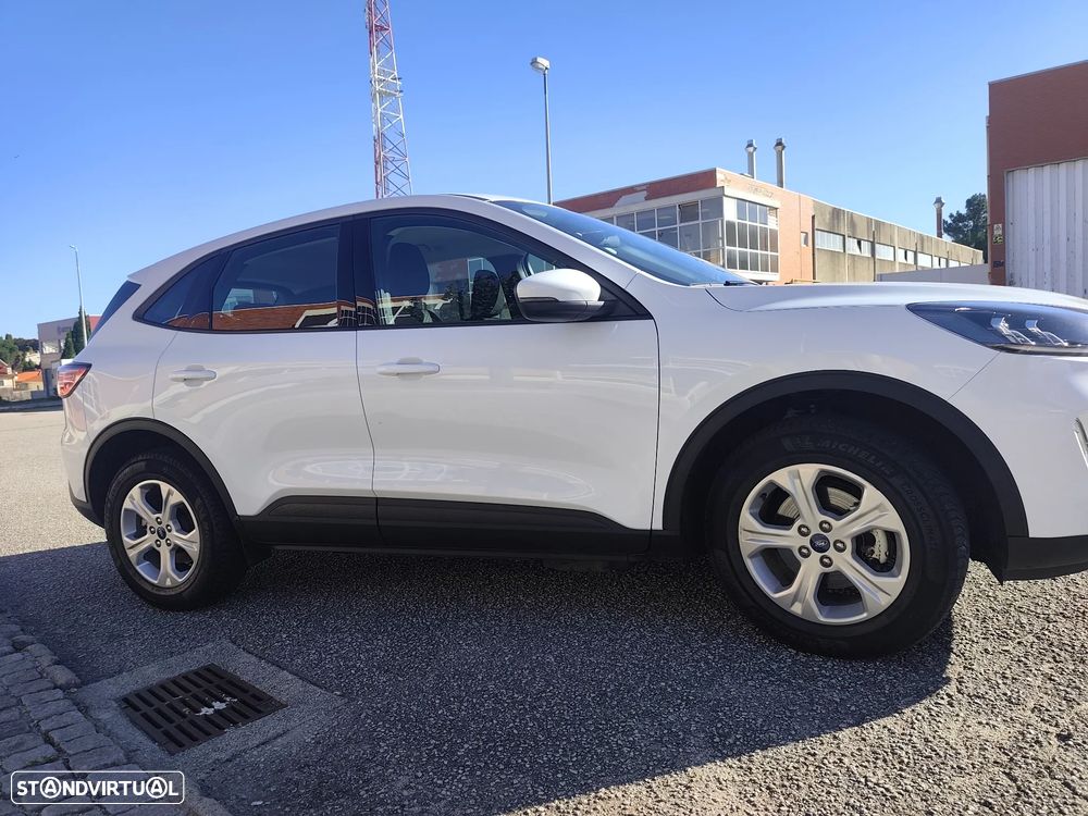 Ford Kuga - 4