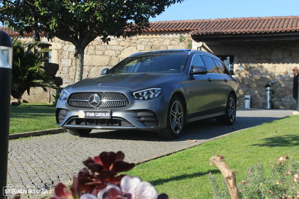 Mercedes-Benz E 300 de AMG Line - 1