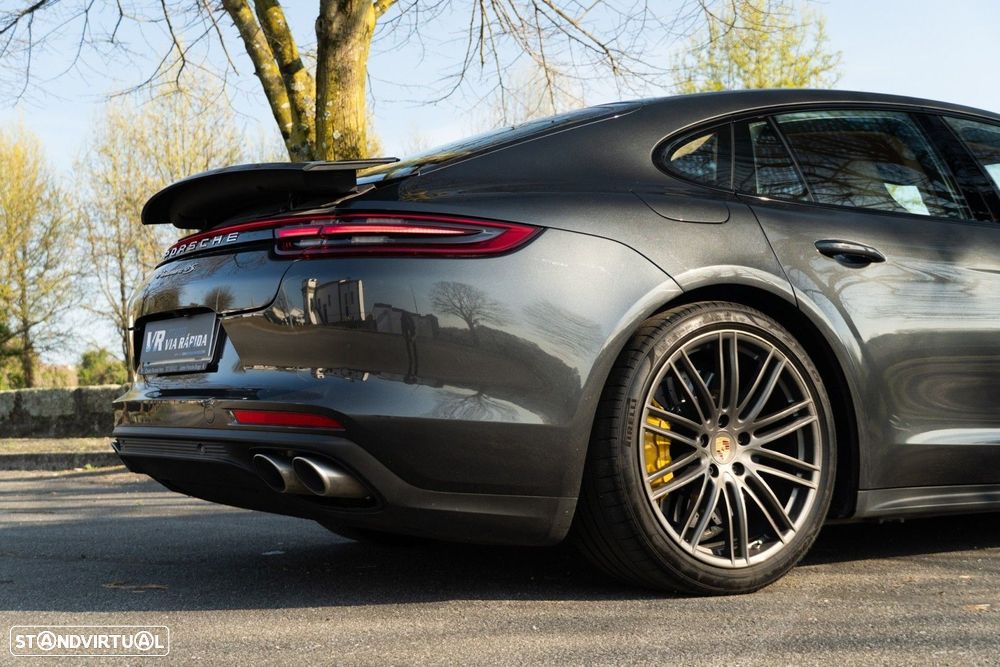 Porsche Panamera 4 S - 59