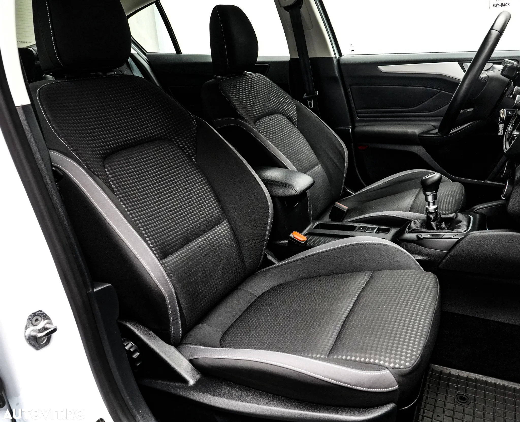 Ford Focus 1.5 EcoBlue Titanium Business - 15