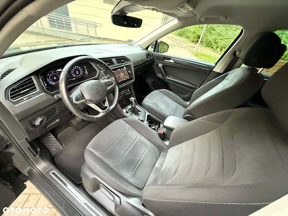 Volkswagen Tiguan 2.0 TDI SCR 4Mot Elegance DSG - 17