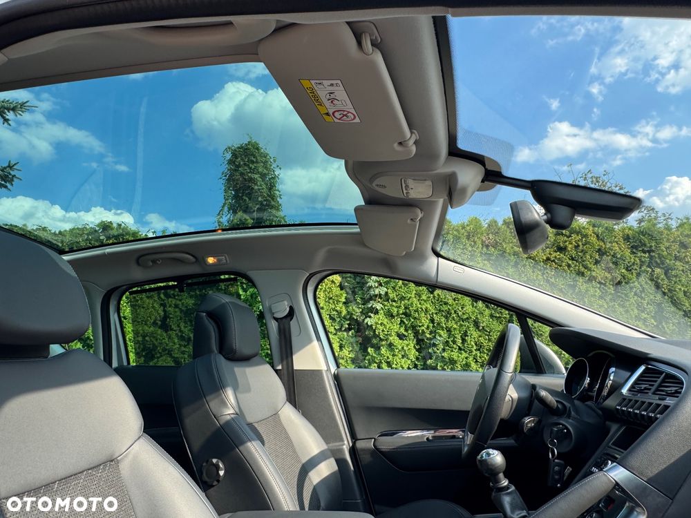 Peugeot 3008 HDi FAP 150 Platinum - 32