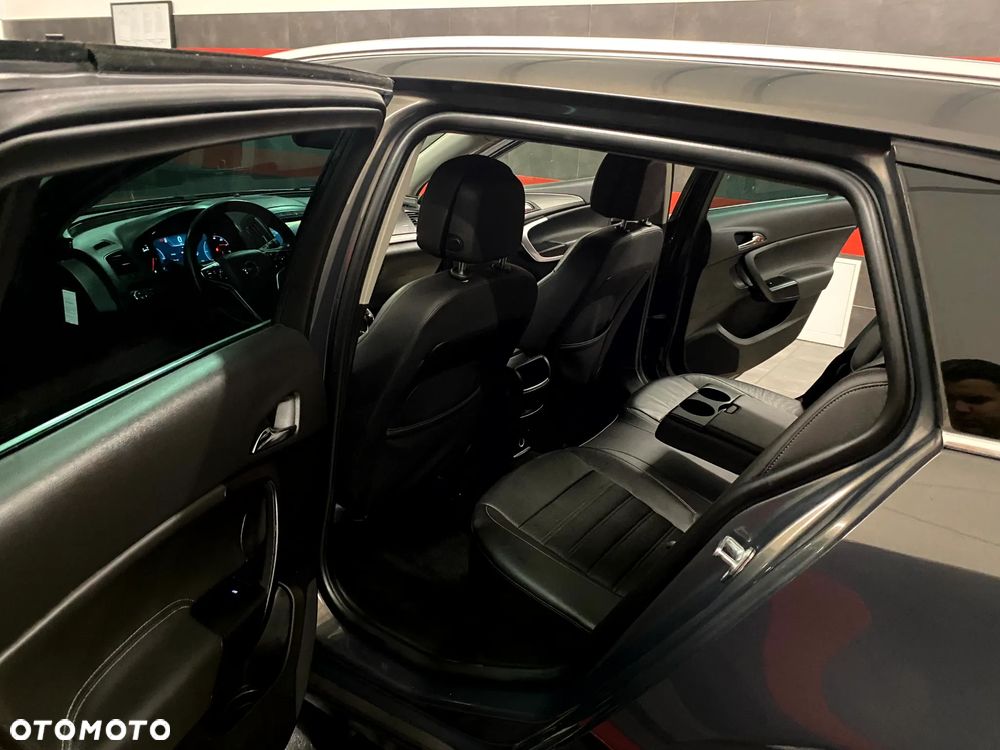 Opel Insignia 1.6 T Cosmo S&S - 19