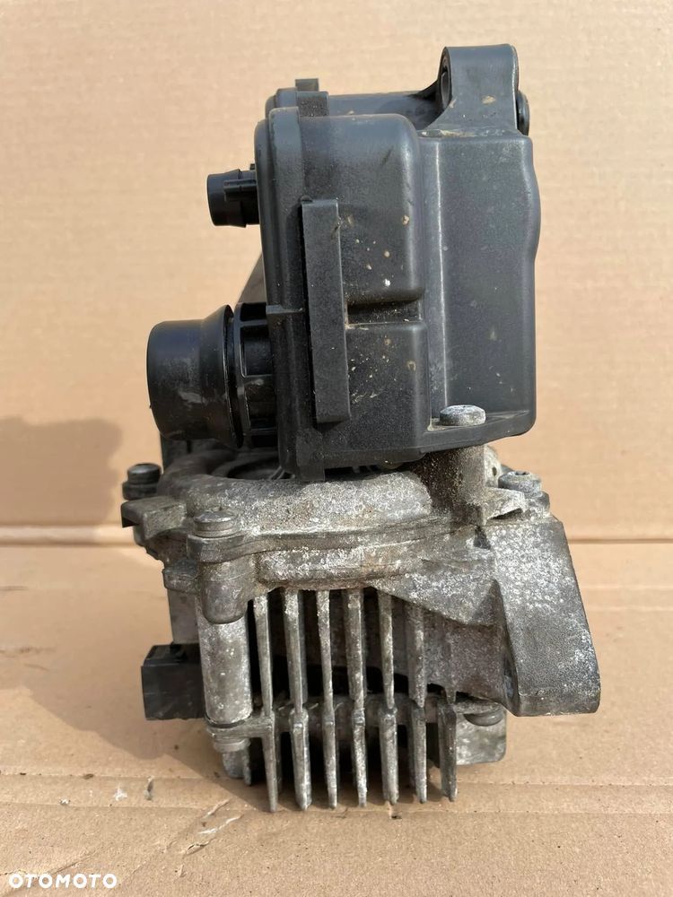 Scania NGS Odma /  Separator oparów oleju Euro 6 - 4