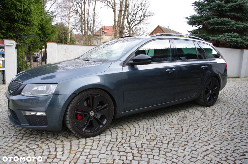Skoda Octavia 2.0 TDI RS DSG - 17
