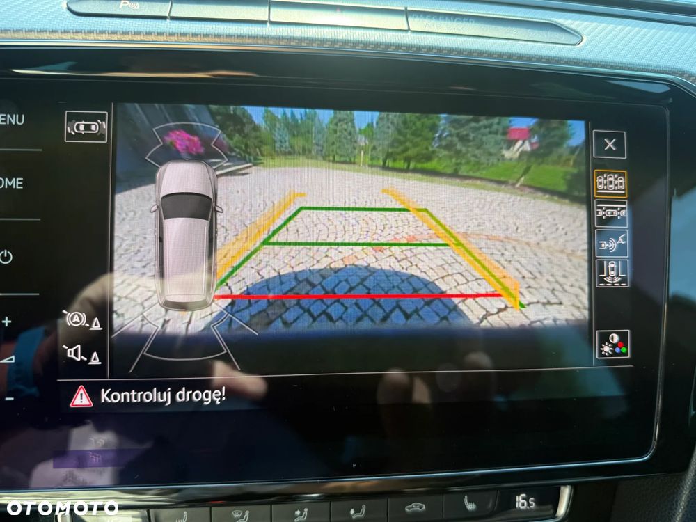 Volkswagen Passat Variant 2.0 TDI SCR DSG BlueMotion Trendline - 18