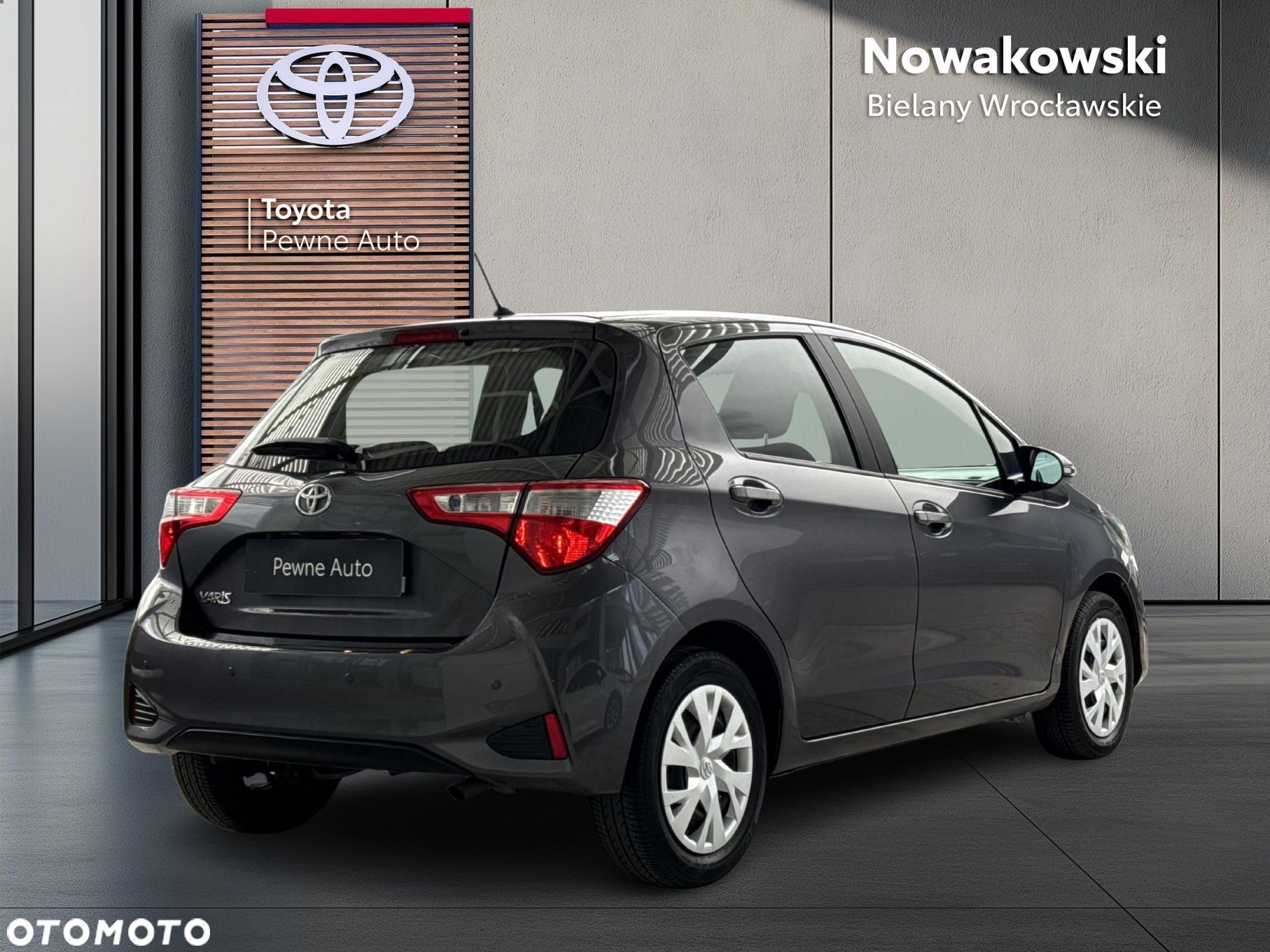 Toyota Yaris - 5