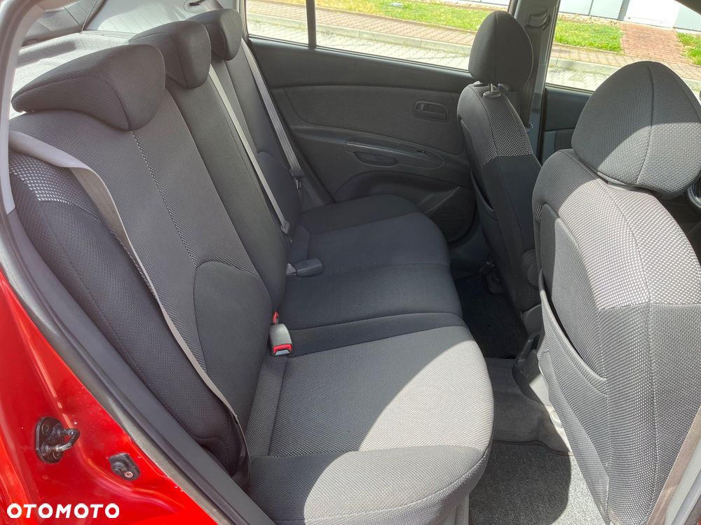 Kia Rio 1.6 Sport - 19