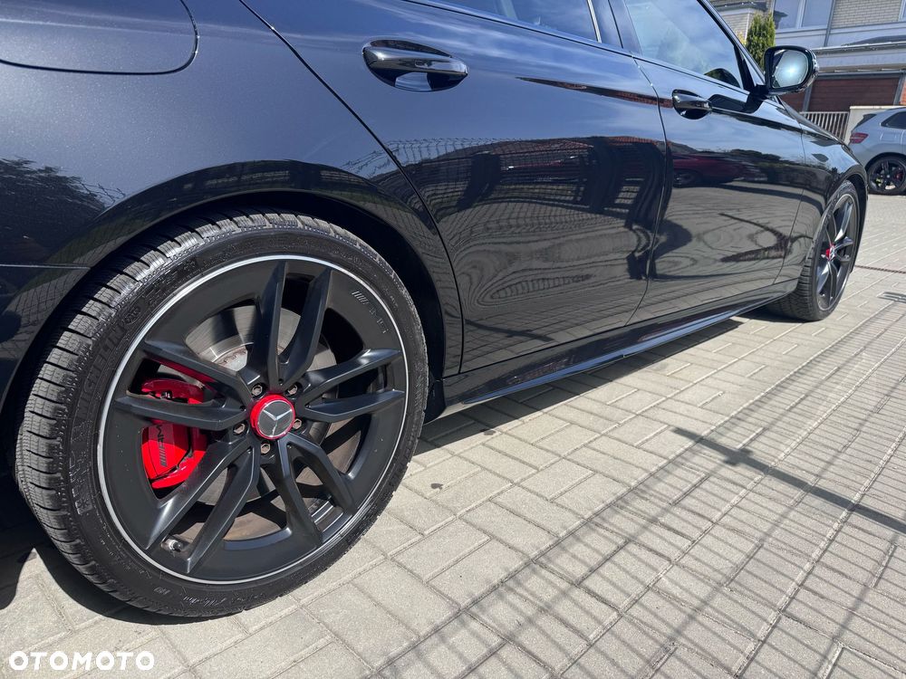 Mercedes-Benz Klasa E AMG 53 4-Matic+ - 21