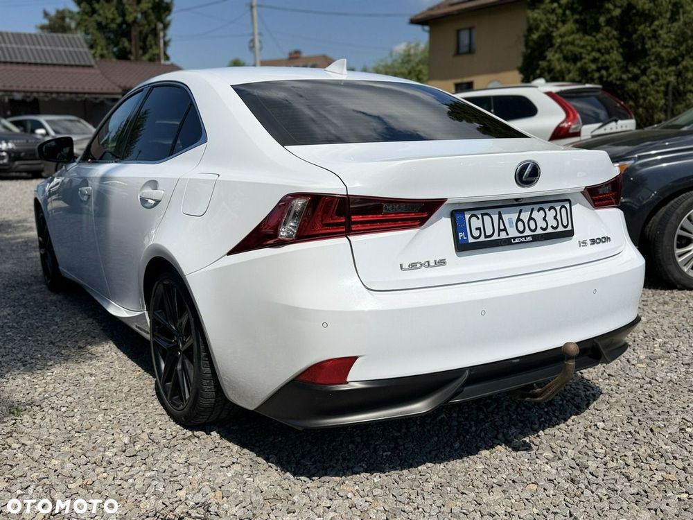 Lexus IS - 3